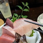 魚鈴 - お造りは超厚切り！