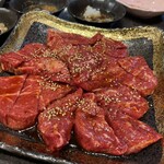 炭火焼肉徳重 - 