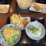 丸亀製麺 - 