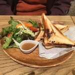 ibis cafe 槻木 - 照り焼きチキンホットサンド