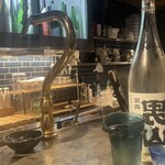 沖縄 日本酒 青二才 - カウンター席からの景色