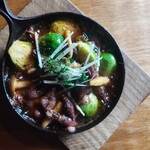 [April's recommendation] Firefly squid and Brussels sprouts Ajillo