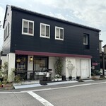 千花 - １階がお店