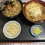 Kazuzou Gomasoba Tabedokoro - カツ丼と温かいそばセット
