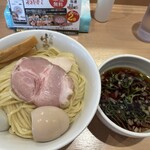 らぁ麺はやし田 - 