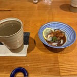 サラリーマン割烹 彦兵衛 - ナマコと焼酎お湯割り(麦)