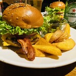 スマッシュヘッド - ベーコンチーズバーガー　その2