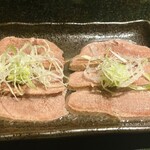 しゃぶしゃぶ すき焼き 焼肉　兜　奥座 - 