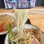 麺屋 MARUHIDE - 麺ツヤツヤ