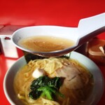 ラーメン壱六家 磯子本店 - 