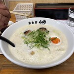 金太郎らーめん - スタミナ豚骨ラーメン