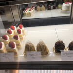 Patisserie LOHASSIER - ケーキ