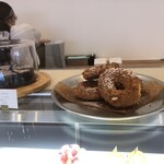 Patisserie LOHASSIER - シュークリーム、ガトーショコラ