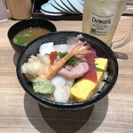 Sushi Yuuraku - ◯おまかせ海鮮丼@990
