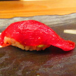 鮨処 凜 - ランチおまかせセット１０貫・凛　日替わり汁物付き　３５００円（税込）　握り-７　本鮪赤身【２０２４年３月】