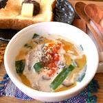 Soup&Cafe Moyaiko - キノコの豆乳みそスープ。