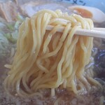 ラーメンショップ - 麺は、ツルツルなやつ