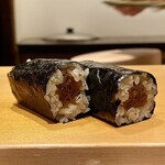 鮨 はしもと - 追加：干瓢巻き（半分）
      私にはデザート代わりの干瓢巻きです♪
      美味しい！