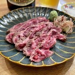 食麺酒房 拉くま - ＊和牛のタタキ（¥1,000）