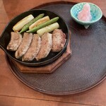 そばきり 日曜庵 - 鴨肉