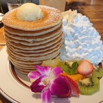 エッグスンシングス - 14周年「14 Stack Pancakes!」パンケーキ