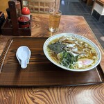 浅野屋 - ラーメン550円