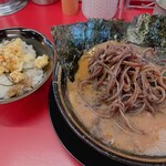 豚骨醤油ラーメン 王道家 柏店 - 