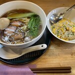 醤油ラーメン しのわ - 