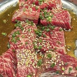 炭火焼肉うしまつ - 