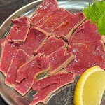 炭火焼肉うしまつ - 