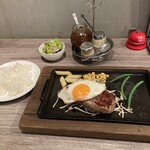 ハンバーグ＆ステーキ食堂クラウゾ - 