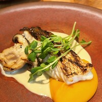 ザ タヴァン グリル＆ラウンジ - 