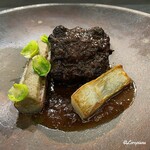 カーサ・デル・チーボ - 馬のテールの赤ワイン煮込み