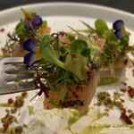 カーサ・デル・チーボ - 鰊の冷製燻製を十和田産の本山葵を使ったわさびソースとともに