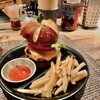BOONIES DINER - 料理写真:チーズバーガー