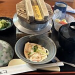 おやじの台所　森崎 - 料理写真:牡蠣釜飯御膳