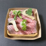TART SQUARE - 柔らかくて美味しい仙台牛ローストビーフ。丹波大黒本しめじ