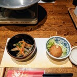 どん薩摩 - （左）きびなご南蛮漬け　（右）自家製さつま揚げ