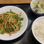 中華食堂 餃子の達人 - 青椒肉絲