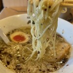 泡系しおとんこつラーメン べらしお - 