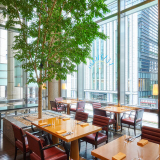 Natural light pouring into the open atrium creates a comfortable space.