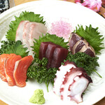 Today's Assortment of Five Types of Sashimi