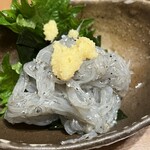 旨唐揚げと居酒メシ ミライザカ - 生しらす438円