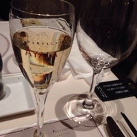 Nord - 乾杯のシャンパン