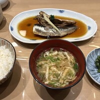 新宿割烹 中嶋 - 煮魚定食990円!!