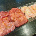 ホルモン 稲田屋 - 