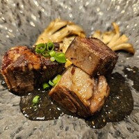 ニュー松坂 難波御堂筋店 - 