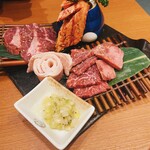 焼肉牛山道 - 