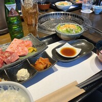 焼肉 炉辺 - 
