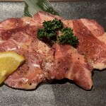 Yakiniku Nikurabo - 